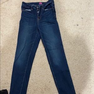 High waisted jeans with five buttons